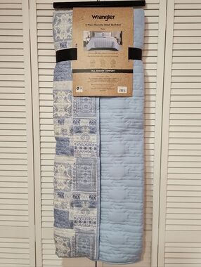 Wrangler Twin Size Quilt Set
